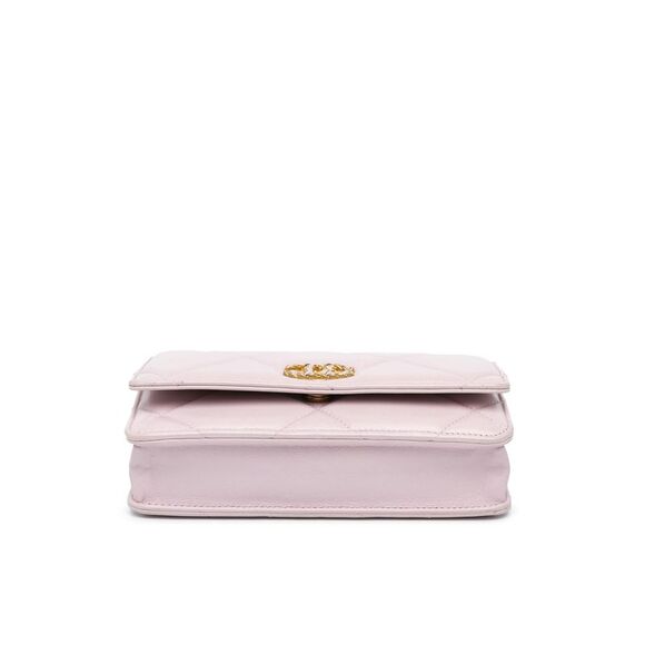 Pre Loved Chanel Quilted Lambskin 19 Wallet on Chain - Picture 3 of 8